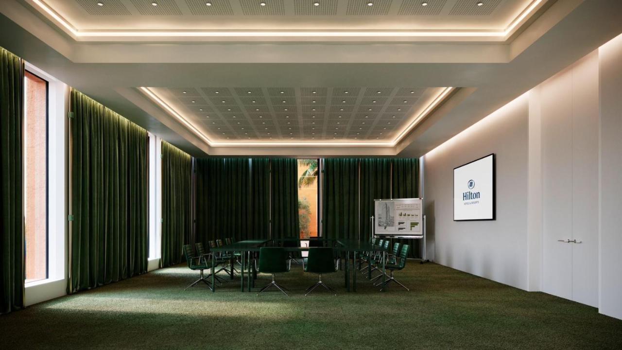 Doubletree By Hilton Ben Guerir Hotel & Residences Benguerir Esterno foto