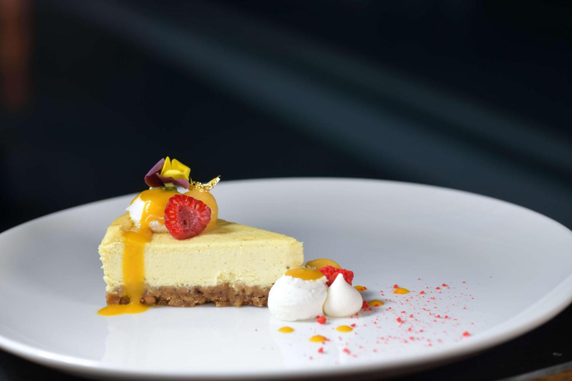 Doubletree By Hilton Ben Guerir Hotel & Residences Benguerir Esterno foto
