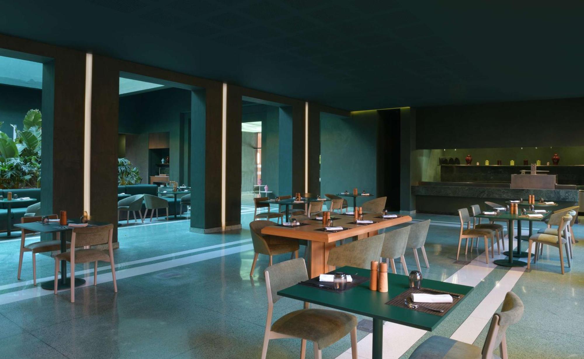 Doubletree By Hilton Ben Guerir Hotel & Residences Benguerir Esterno foto